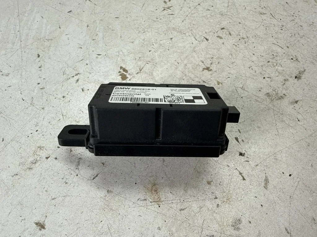 Citi vadības bloki/moduļi 8802918