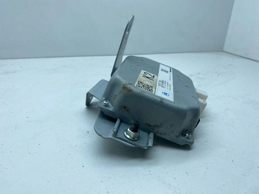 Pozostałe sterowniki i moduły 82714FN010