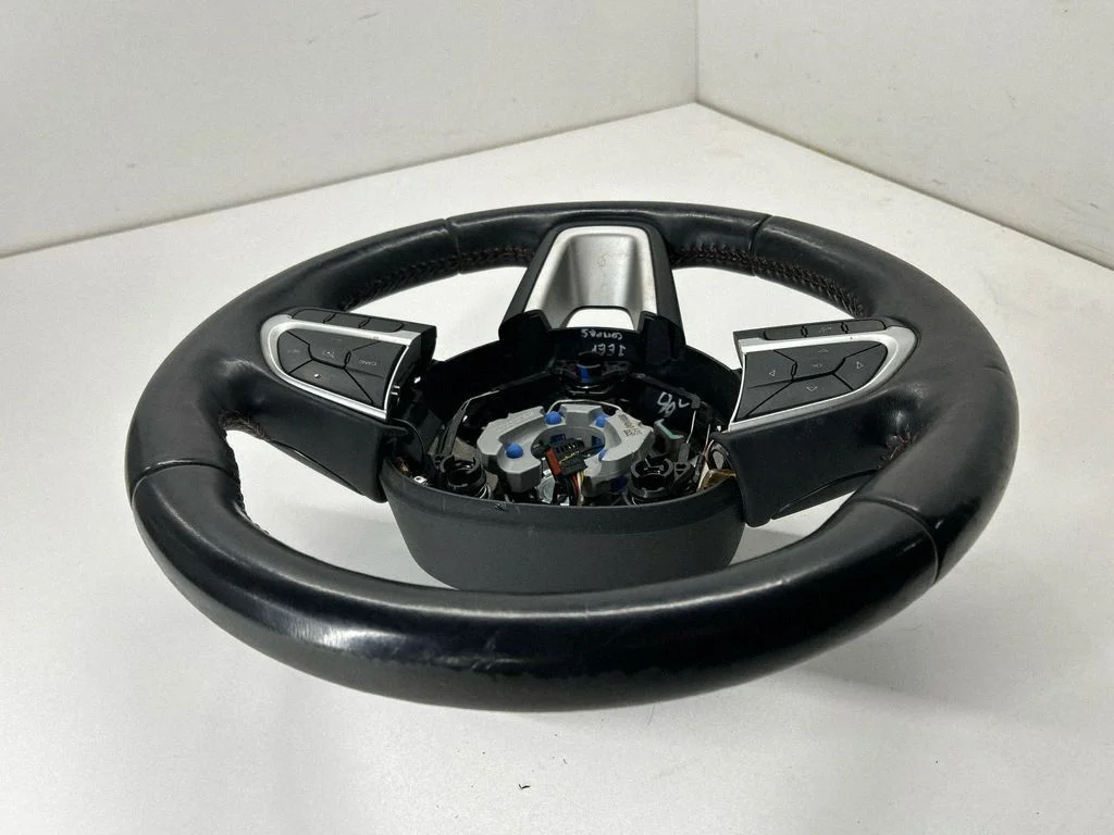 Steering wheel P5SX73LR5AF