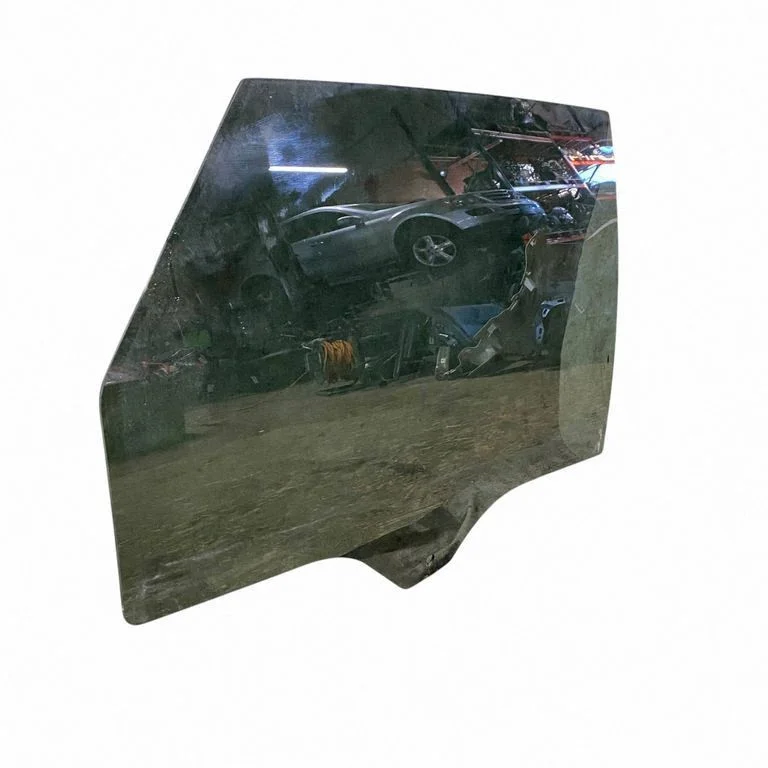 Rear door window glass FT4BR25712A