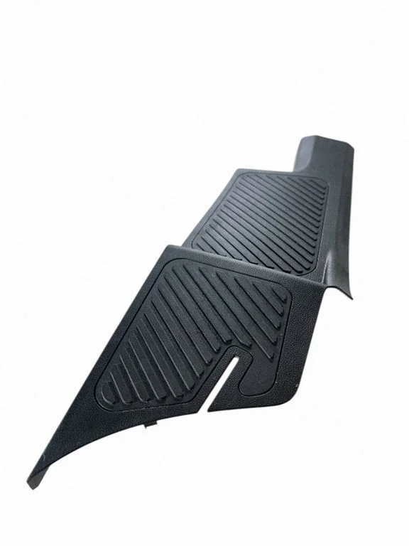 Muu salongiosa LB5BS13244 – Ford Explorer VI (2019-)