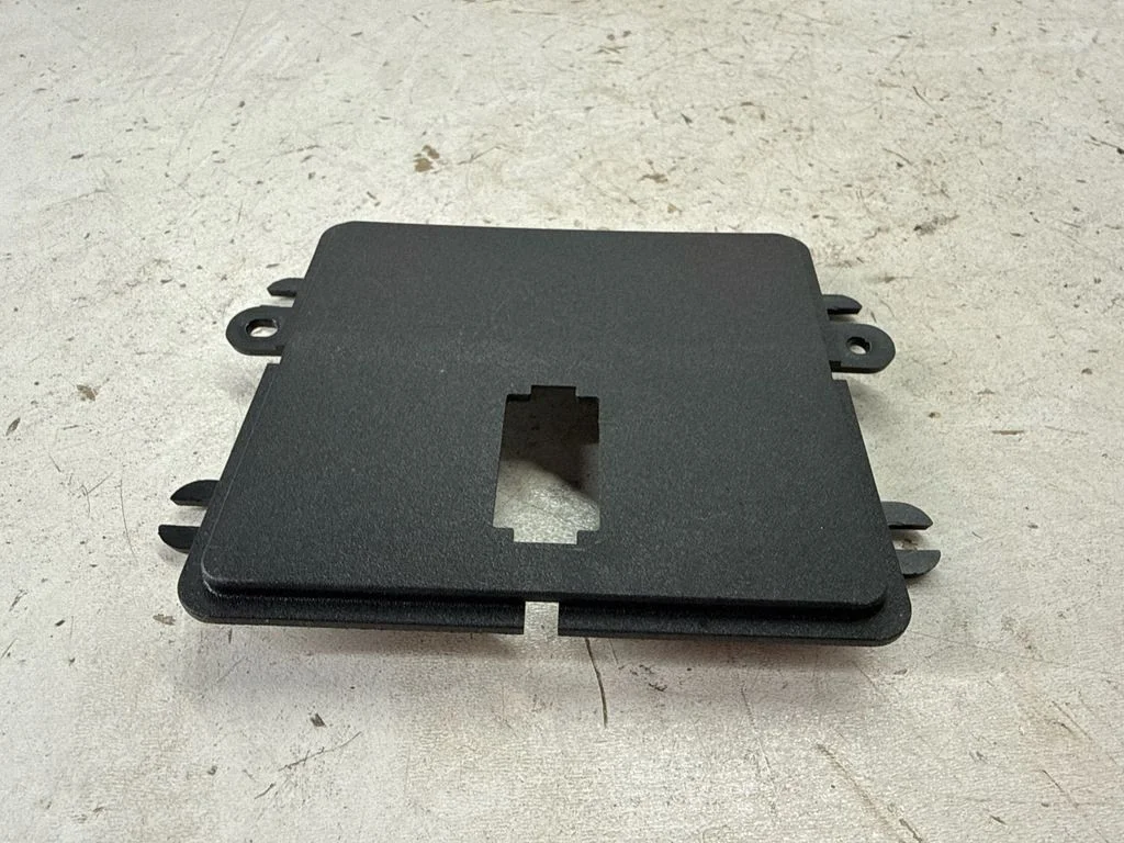 Muu salongiosa LB5BS044B90 – Ford Explorer VI (2019-)