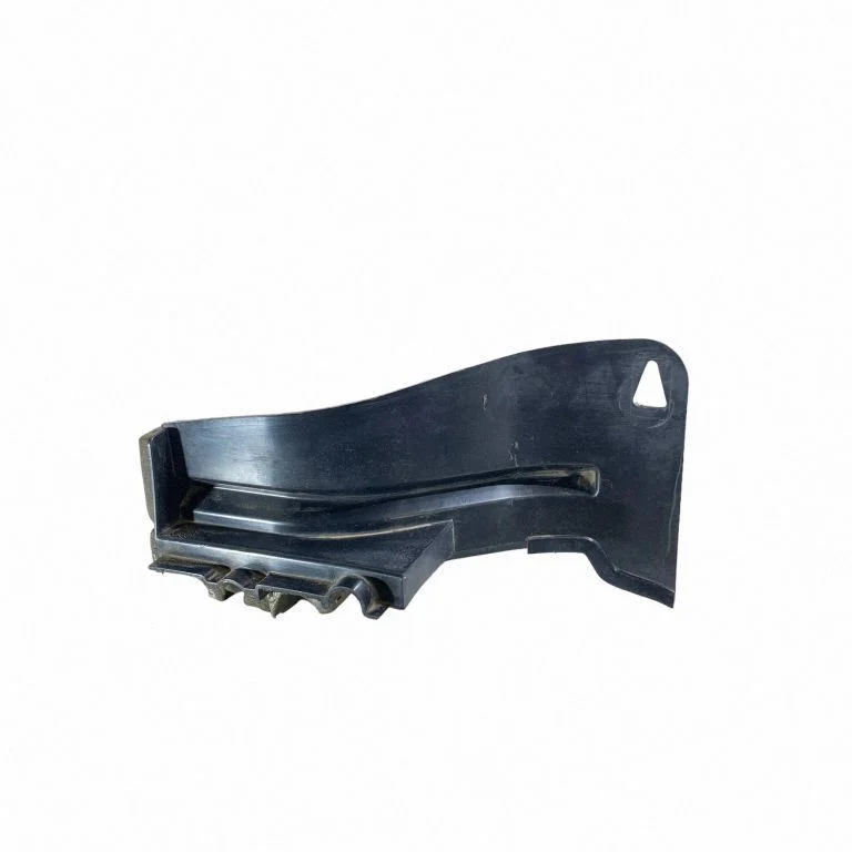 Other engine bay part 68148904AA