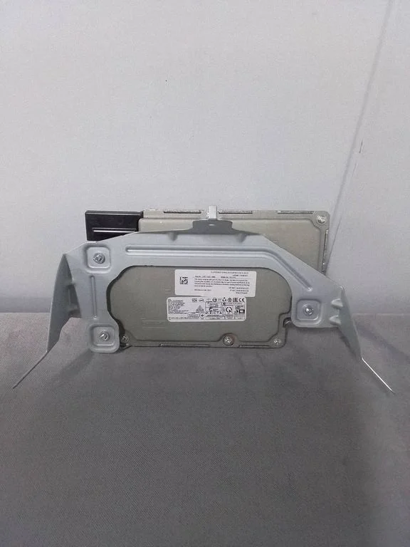 Radio/CD/DVD atskaņotājs/navigācija LJ6T14G532MBS