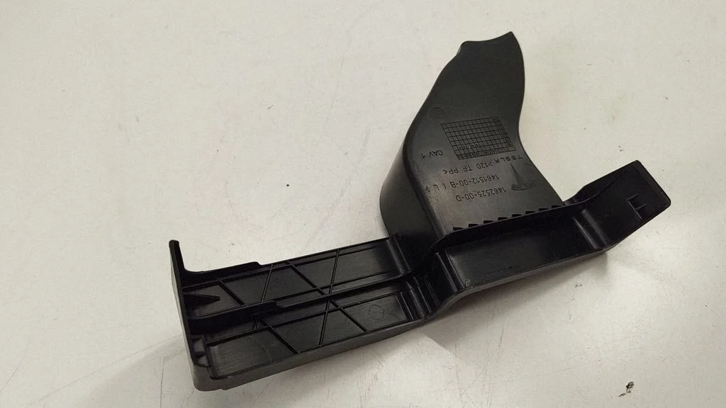 Comfort/convenience module – Tesla Model Y (2020-)