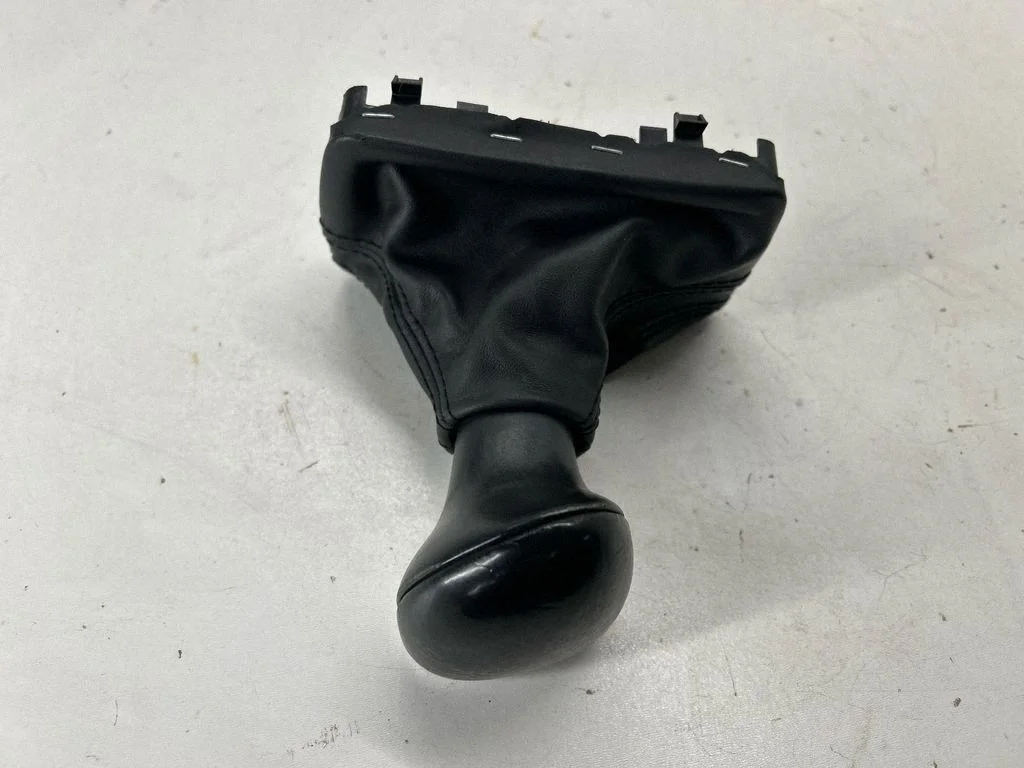 Gear lever shifter trim leather/knob 8K1713139R