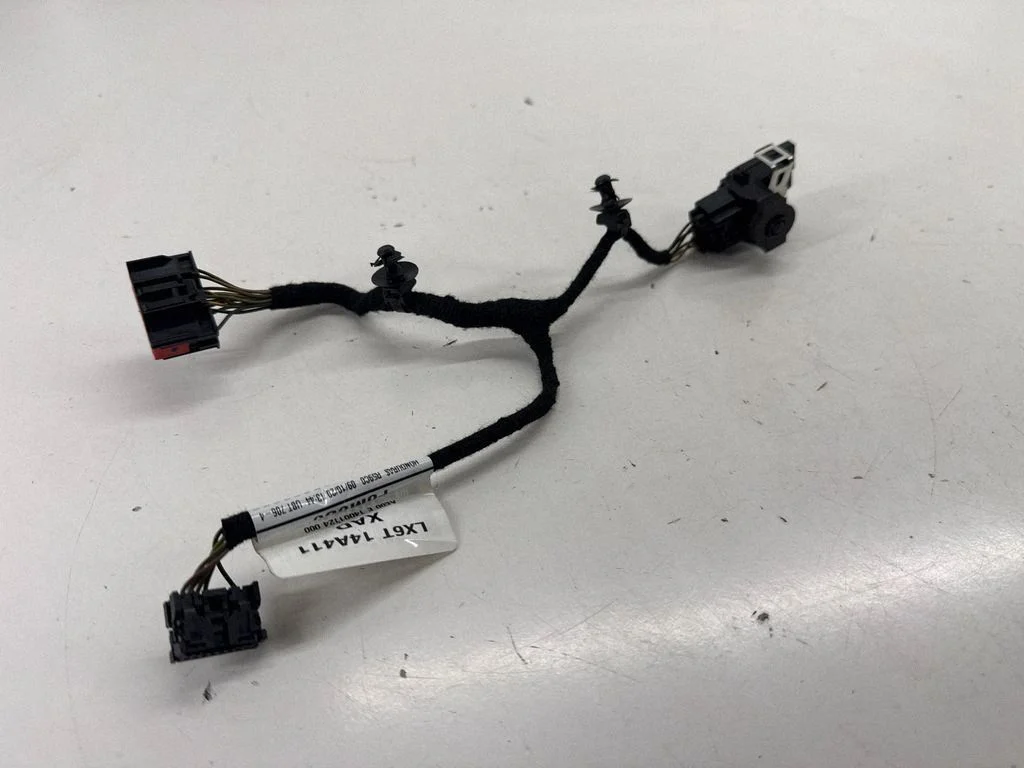 Citi vadi/instalācija LX6T14A411