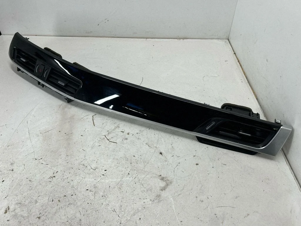 Panel trim – BMW X1 F48 F49 (2015-2022)