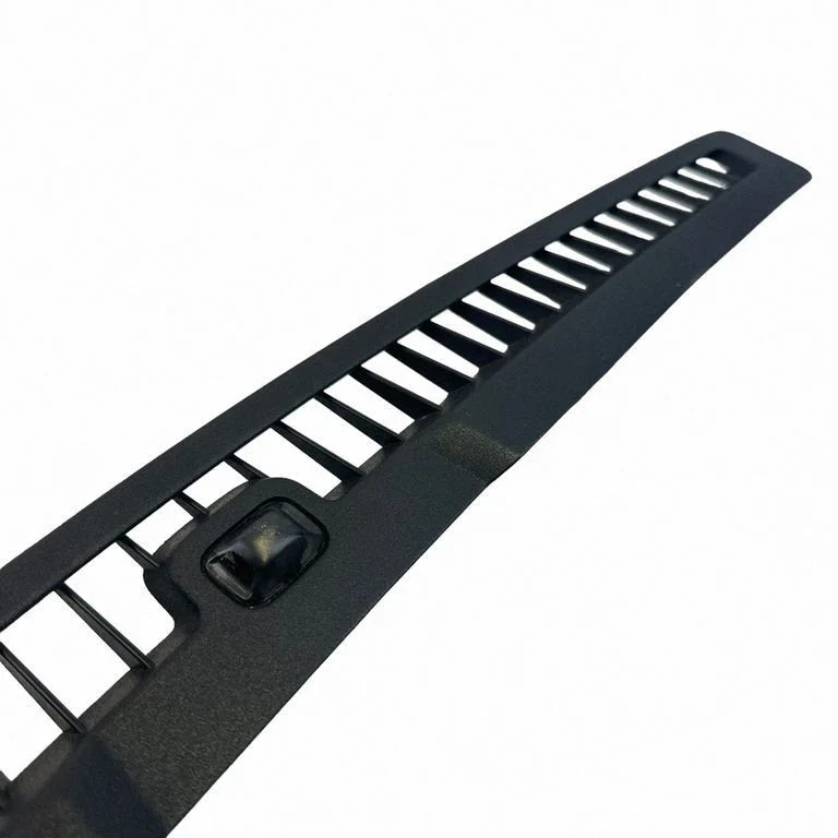 Panel trim CR3363046B62A