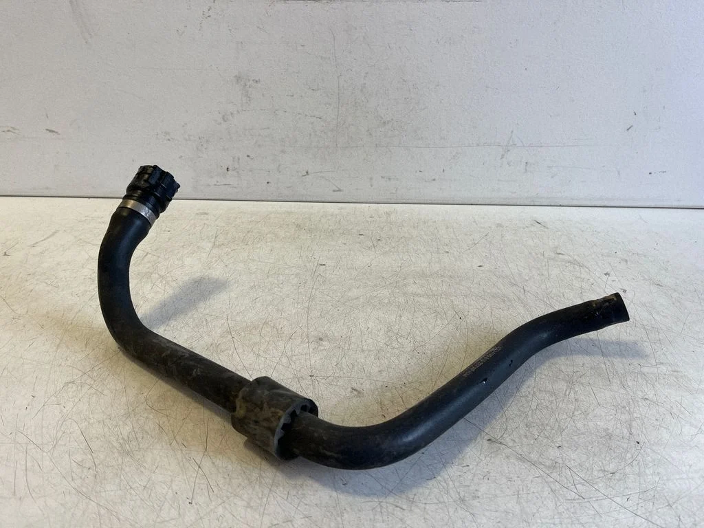 Engine coolant pipe/hose 4M0819337AR