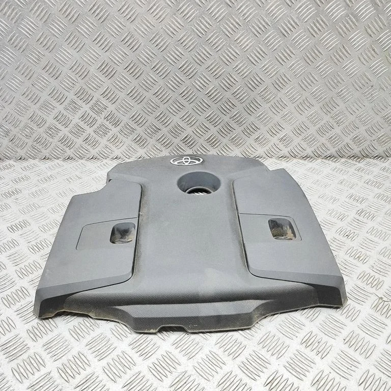 Engine cover (trim) 126010E010