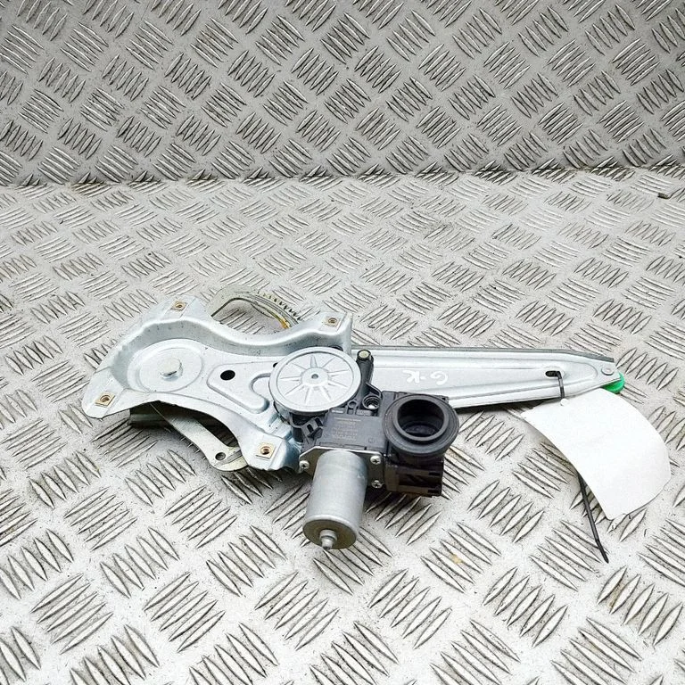 Rear door window regulator with motor 857100K270