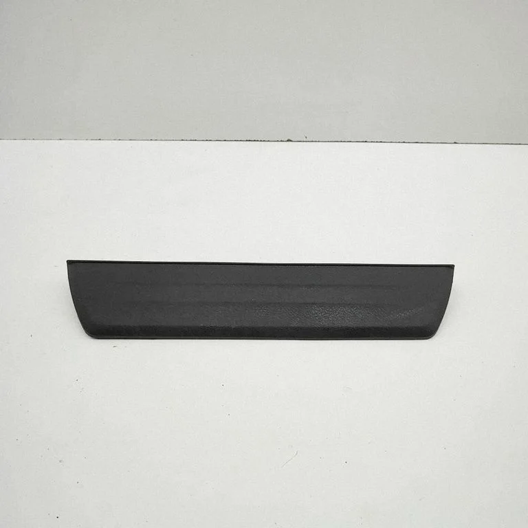 Rear sill trim cover 67916KK010