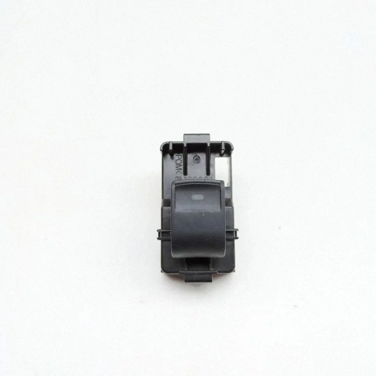 Elektriaknate lüliti 8481076010
