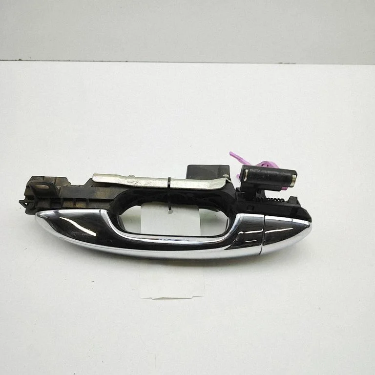 Front door exterior handle 692040K100