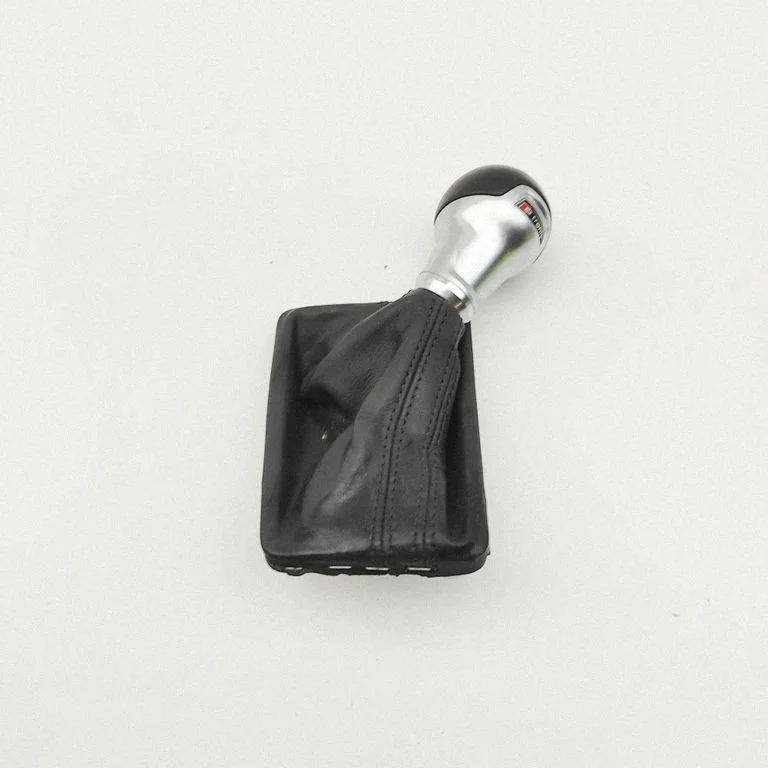 Gear lever shifter trim leather/knob 81C713139