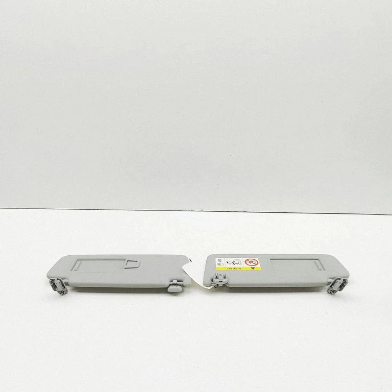 Sun visor 8V5857552A