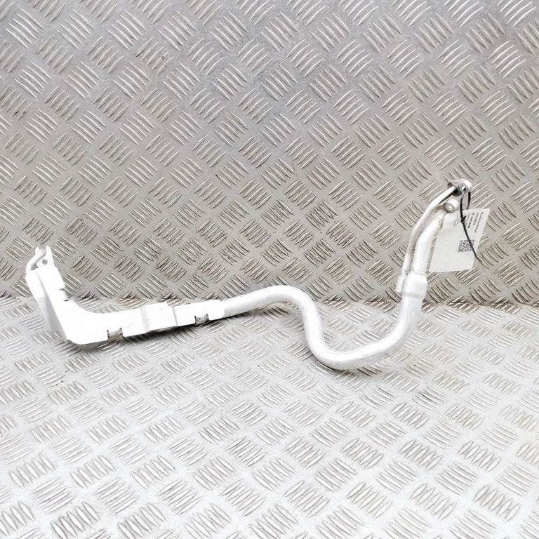 Kliimaseadme toru / voolik 5WC816738A