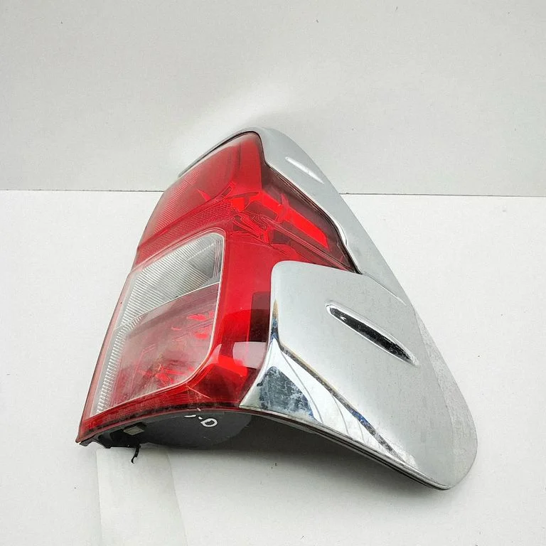 Rear/tail lights 815500K291