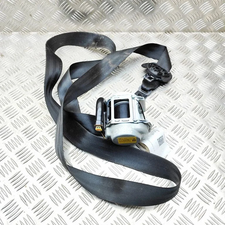 Front seatbelt 81A857705A