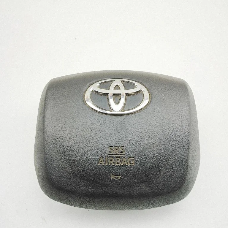 Steering wheel airbag – Toyota Hilux (AN120, AN130) (2015-2020)
