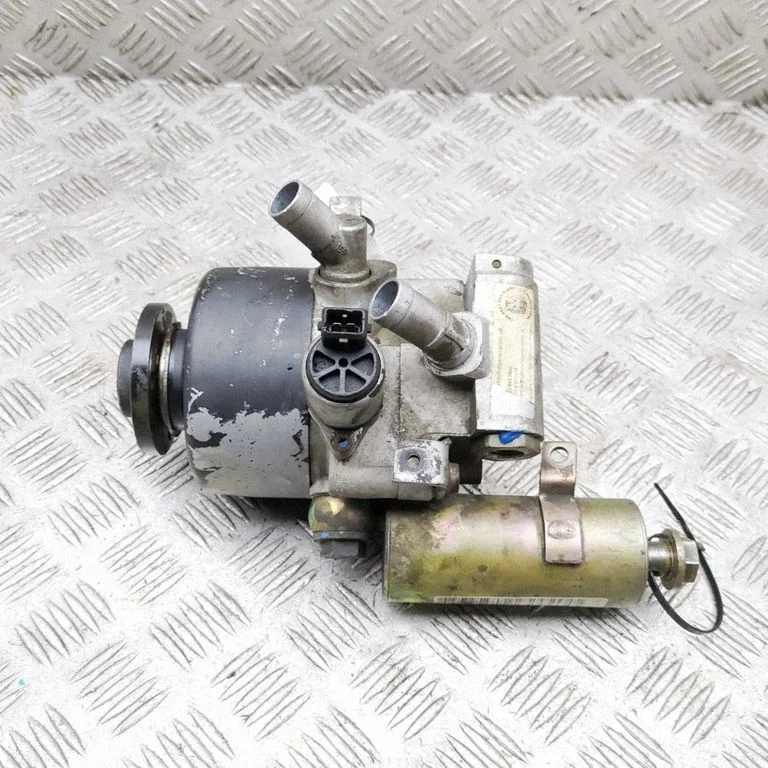 Roolivõimendi pump A0034662701