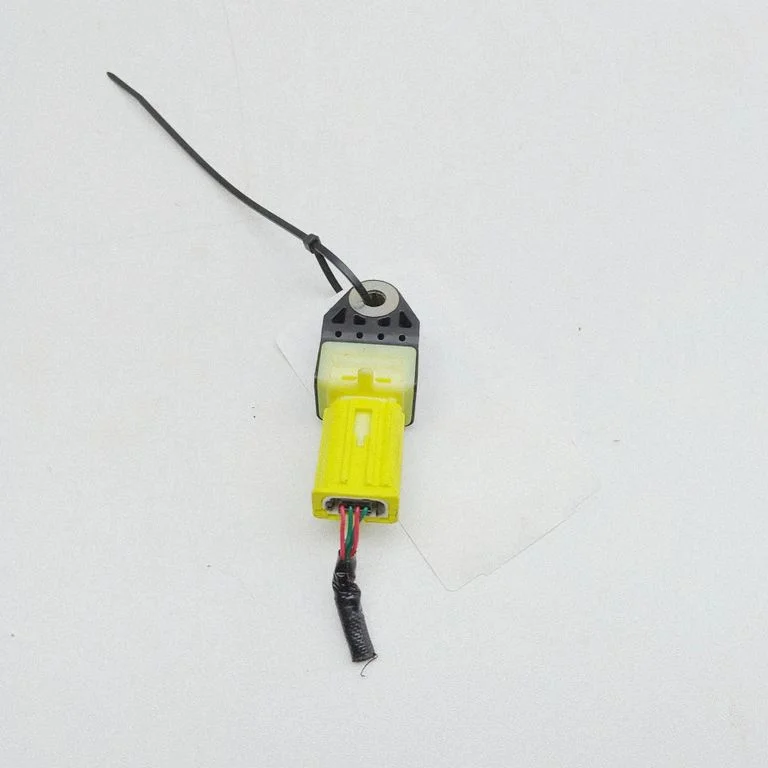 Drošības spilvenu trieciena sensors 8983175010