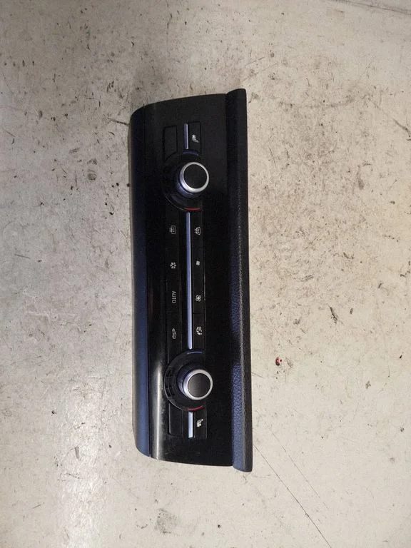 Climate control unit C788815