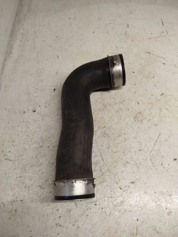 Intercooler hose/pipe 1K0145834L
