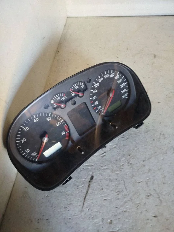 Speedometer (instrument cluster) 0263618005