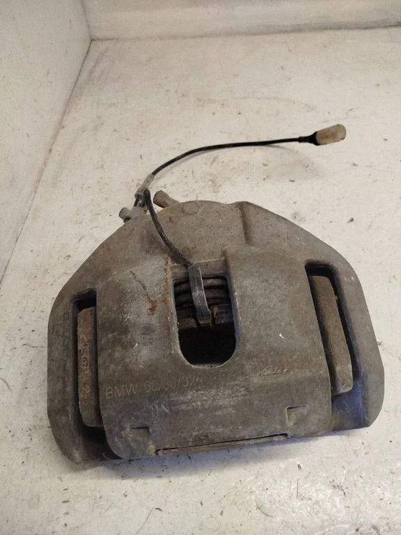 Front brake caliper 6030034