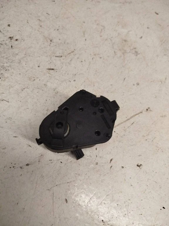 Air flap motor/actuator 6942989