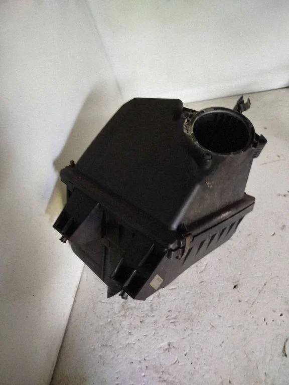 Air filter box 4B0133835K
