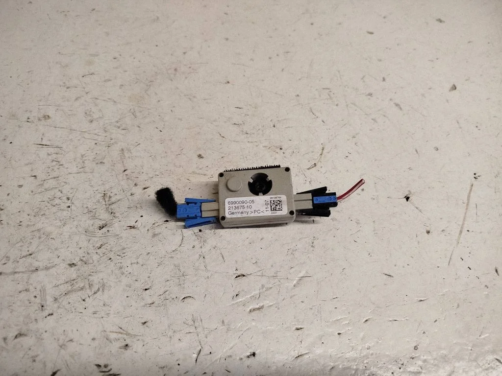 Aerial antenna amplifier 6990090