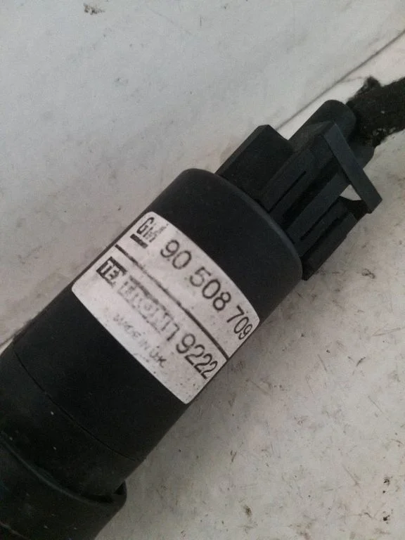 Windscreen/windshield washer pump