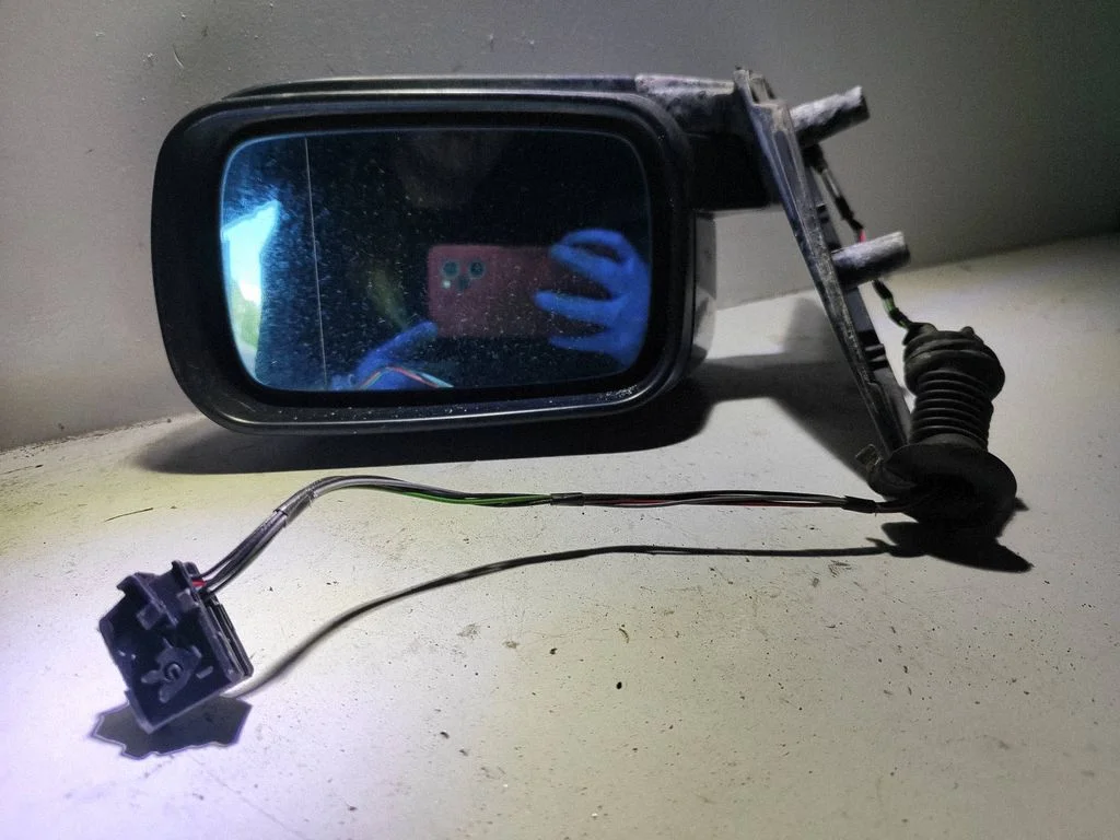 Front door electric wing mirror 32290R