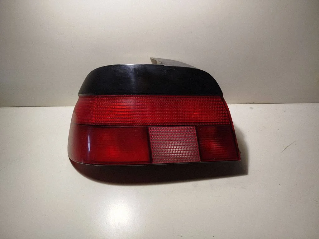 Rear/tail lights 2VP00724001