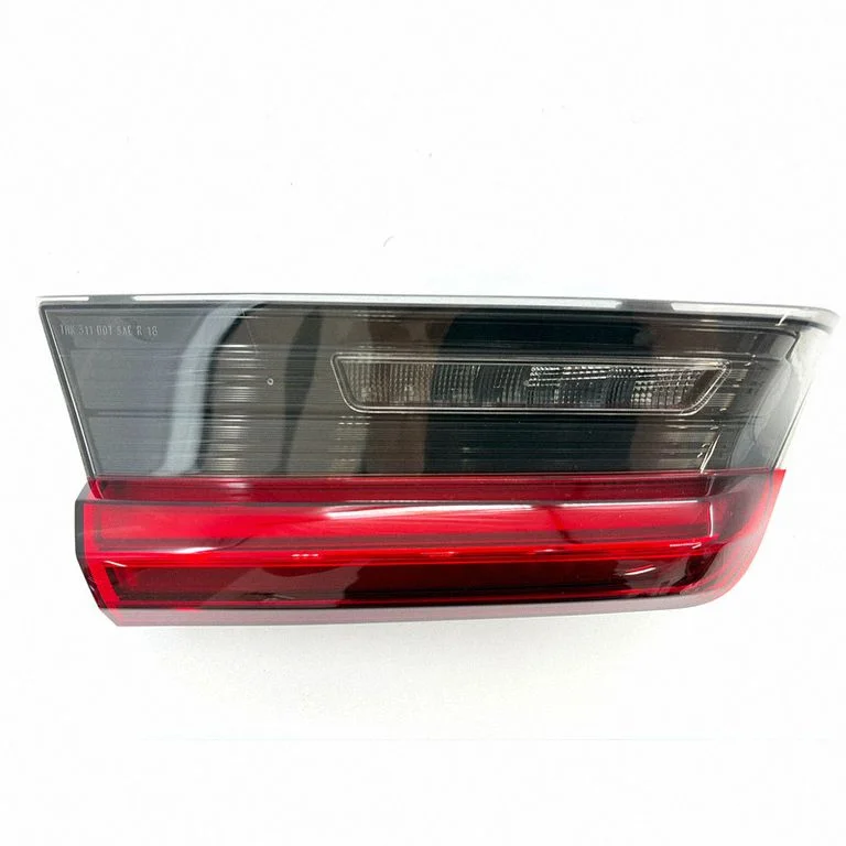 Lampa tylna w błotniku H7742045507