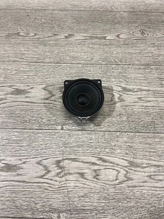 Front door speaker – BMW X5 E70 (2006-2013)