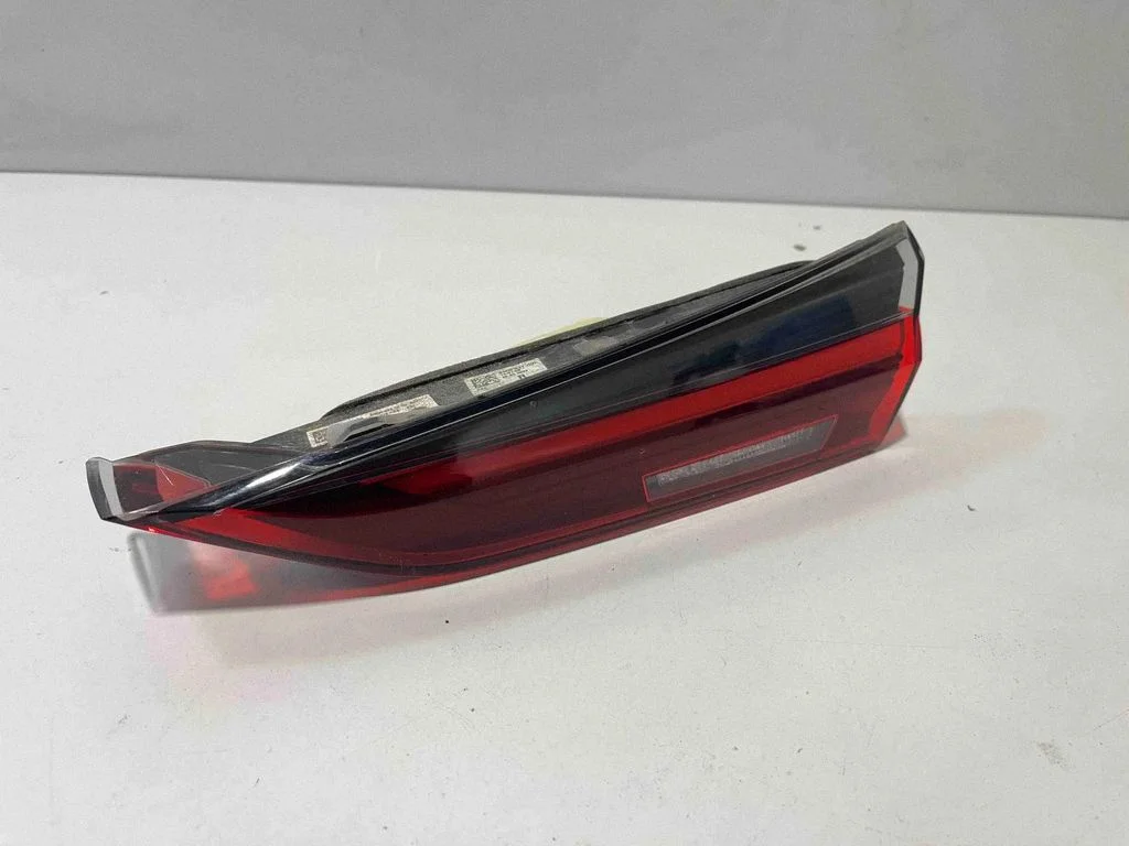 Tailgate rear/tail lights – BMW 4 Series G22 G23 G24 G26 (2020-)