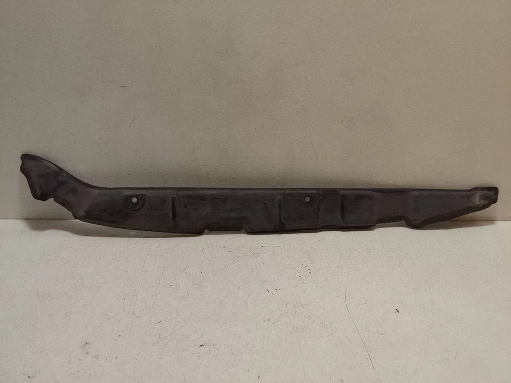 Fender end trim 4M0821112