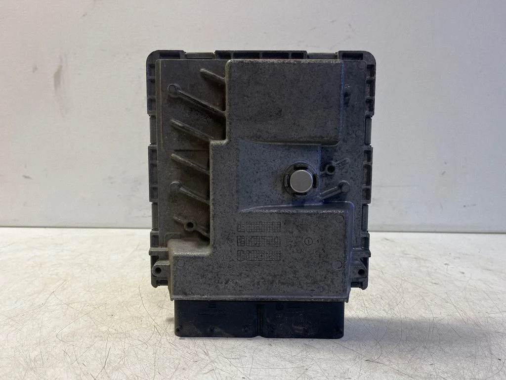 Engine control unit/module 06E907425