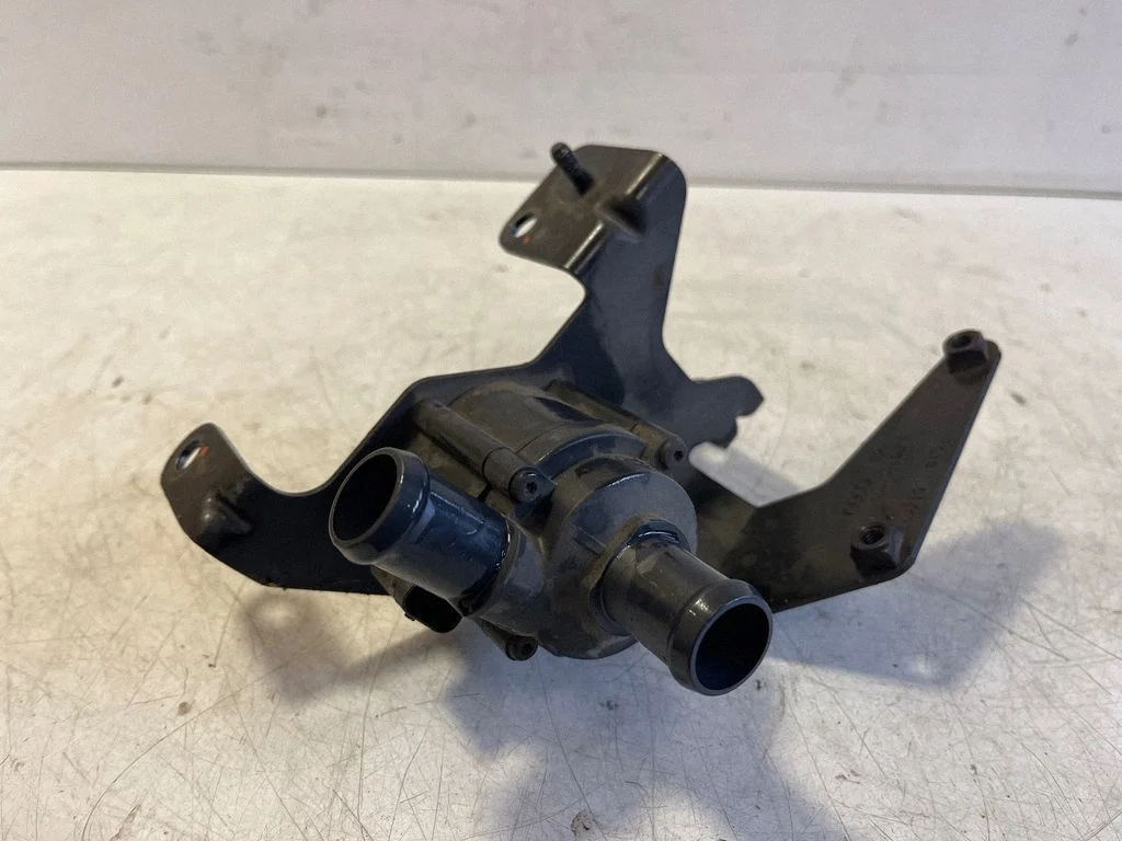 Electric auxiliary coolant/water pump 06H121601P