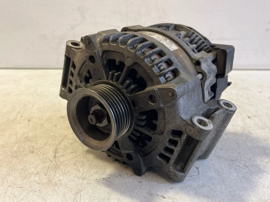 Generator/alternator 06E903024