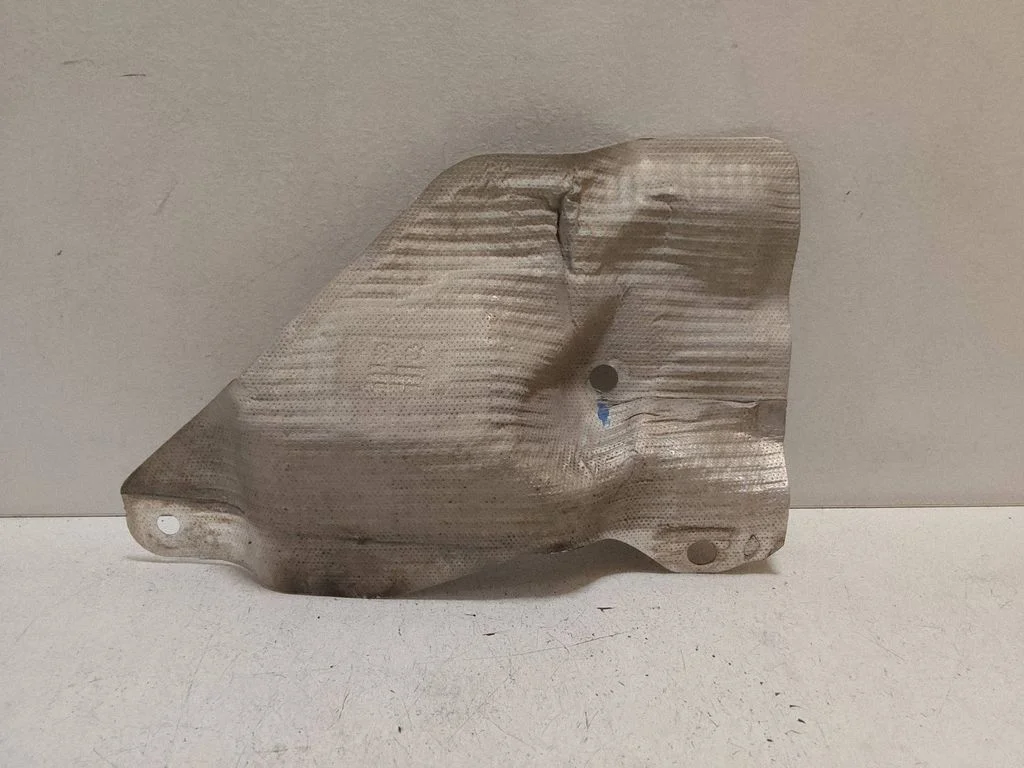 Exhaust heat shield 4M0825729A