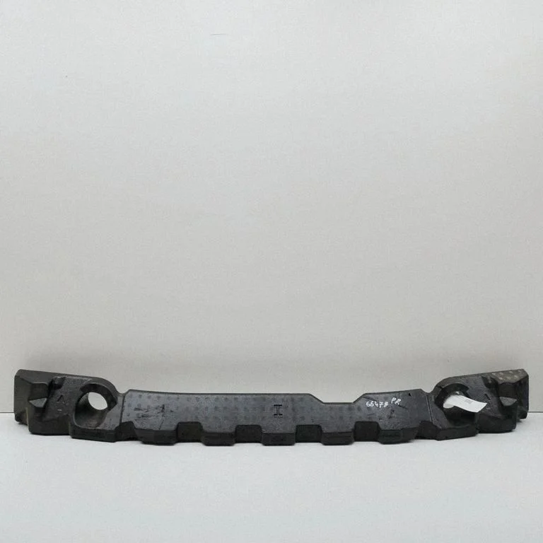 Putoplastas priekinio bamperio