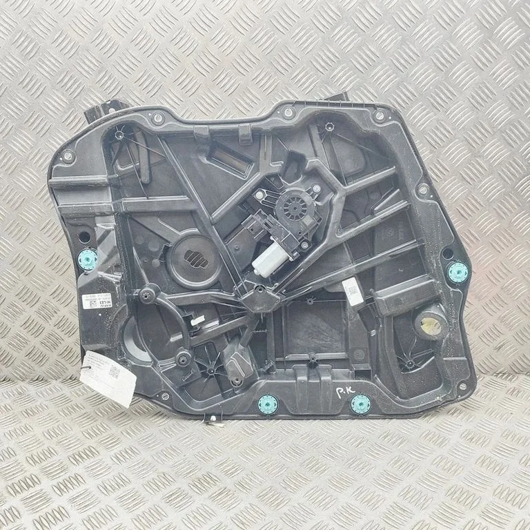 El. lango pakėlimo mechanizmas be varikliuko