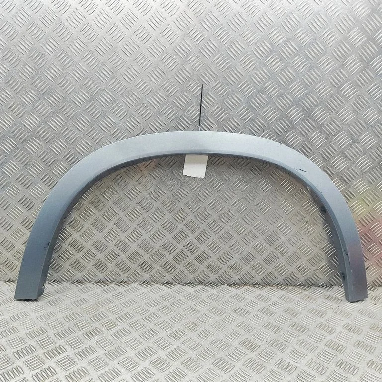 Moldings uz aizmugurējā spārna 5A01687