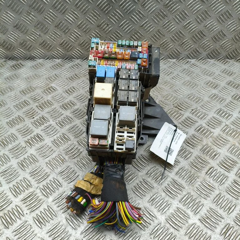 Fuse box set GK3T14401EWB