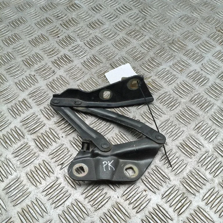 Engine bonnet/hood hinges BK2116801AC